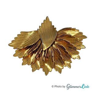 Vintage Overlapping Semicircle Fan Leaves Gold Tone Brooch Pin